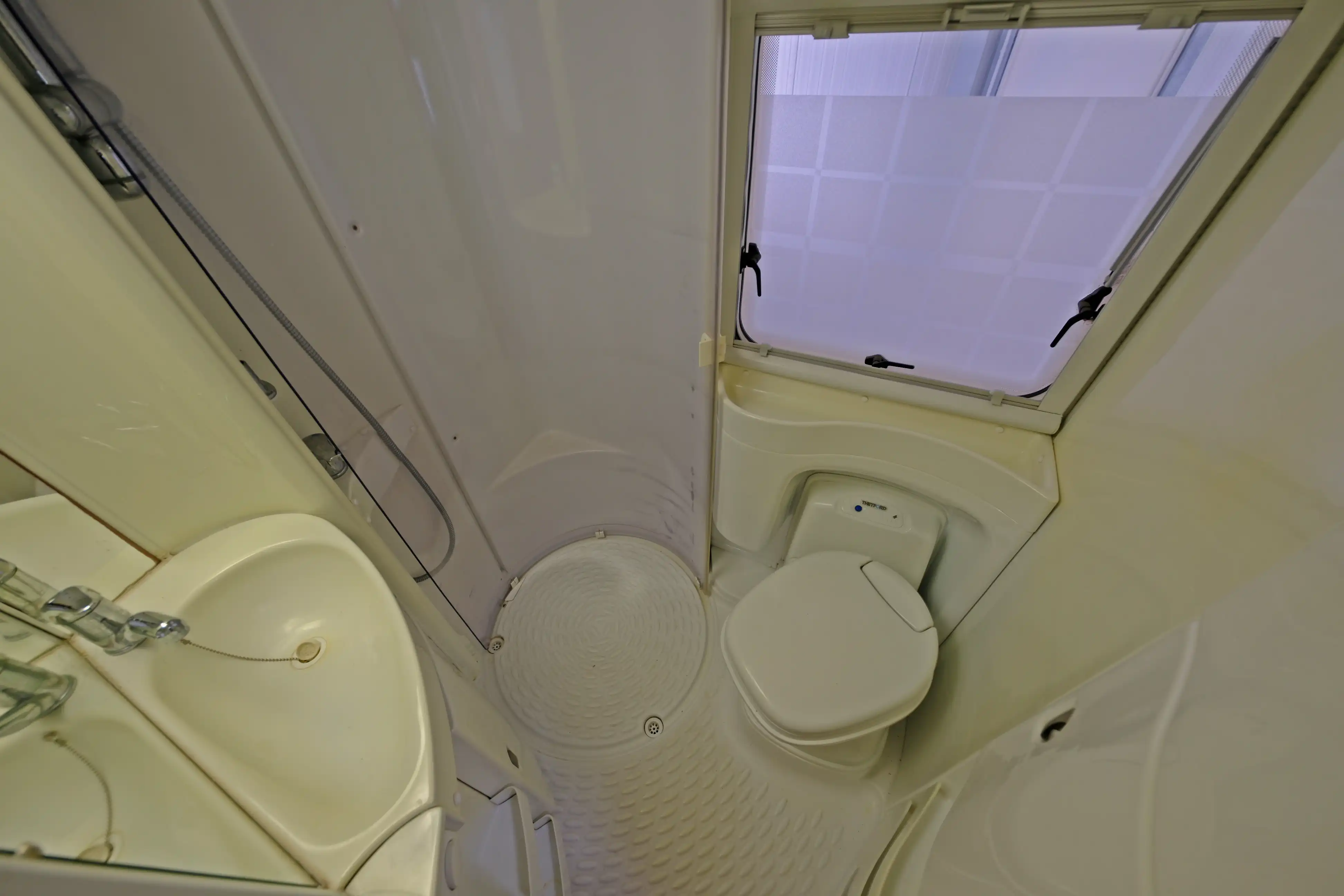 KNAUS Sun Traveller 658 LG